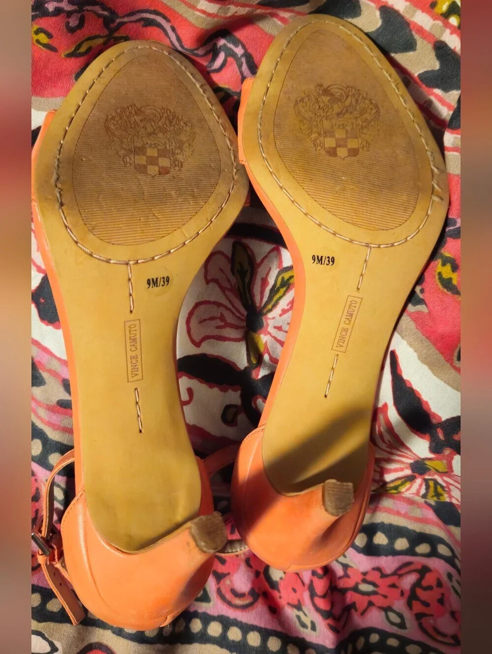 Vince Camuto vince camuto